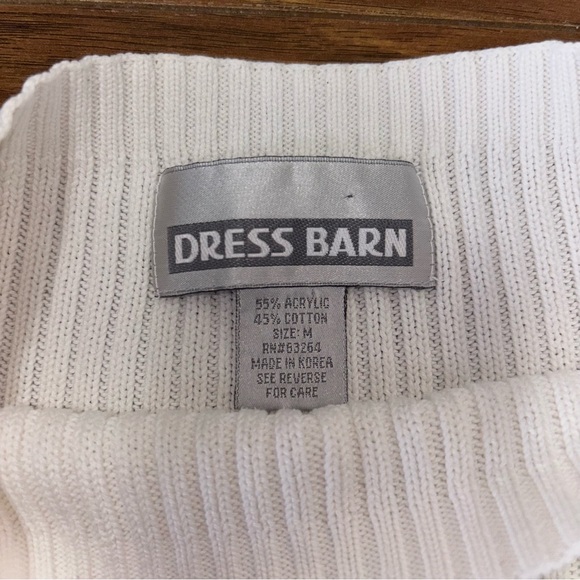 Dress Barn Vintage White Ribbed Tank Top - Picture 2 of 7